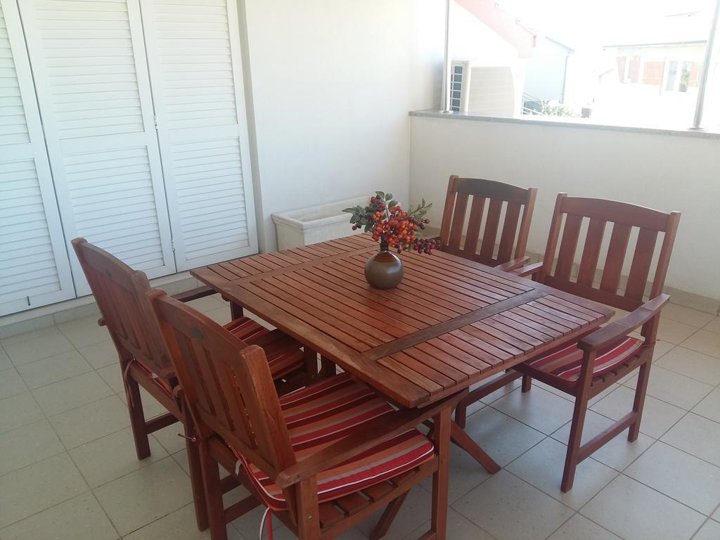 Apartments Bernarda Sumpetar Exterior foto